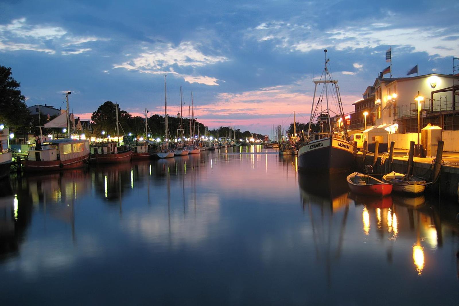 Appartamento Berringer, Krabbe, Direkt An Der Promenade Rostock Esterno foto